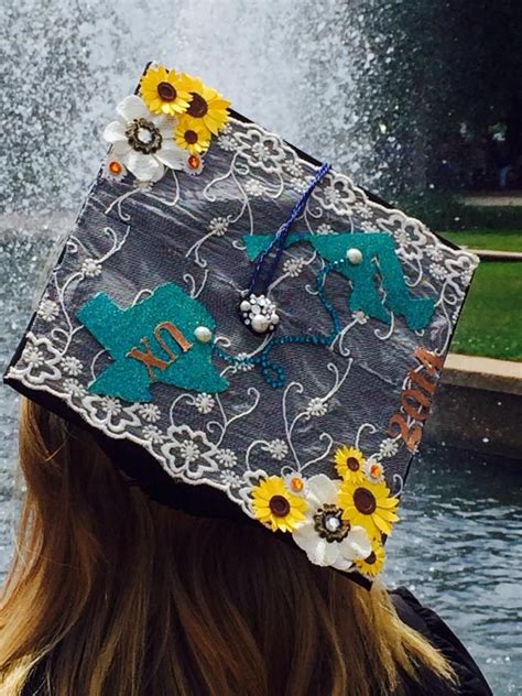 Pin By Erin Kirk On Cute Grad Cap Graduation Cap University Of Houston