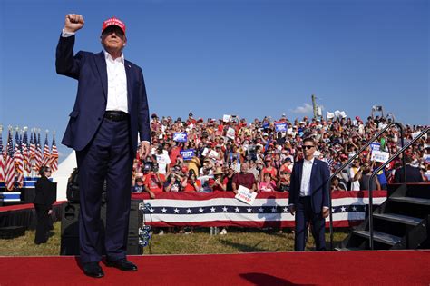 Trump Evacuado De Un Mitin Tras Resultar Herido En Un Tiroteo