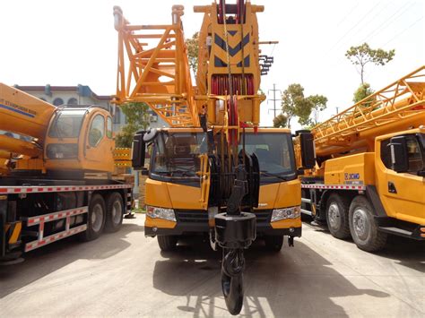 Used Original X C M G Qy70K Lifting Arm Truck Crane 70 Ton For Sale