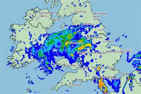 Met Office Map Shows Where Wall Of Rain Will Hit UK In Weather Warning