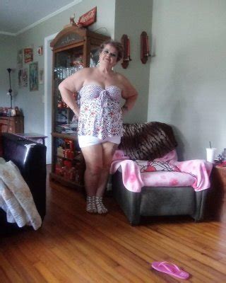 Mature Cleavage Porn Pictures Xxx Photos Sex Images Page Pictoa