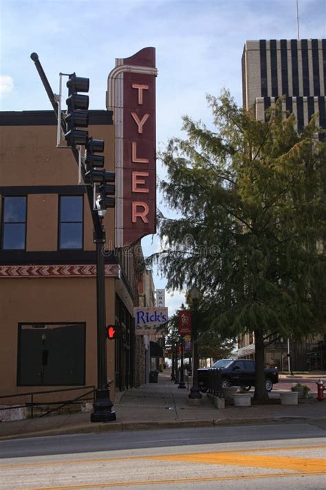 Tyler Texas Historic Downtown Tyler With Vintage Neon Tyler Sign