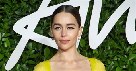 Emilia Clarke To Release First Comic Book Mom Mother Of Madness