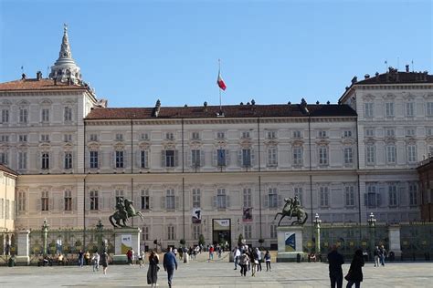 Turin: Royal Palace Guided Experience