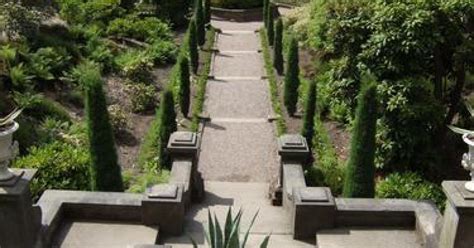 Biddulph Grange, Italian Garden - Biddulph,… - Parks & Gardens