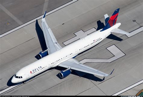 Airbus A321 211 Delta Air Lines Aviation Photo 5978553