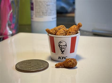 A KFC extra crispy fried chicken bucket! : r/miniaturesculpting