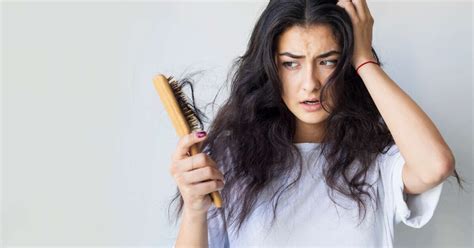 Come Contrastare La Caduta Dei Capelli In Allattamento Donna Moderna