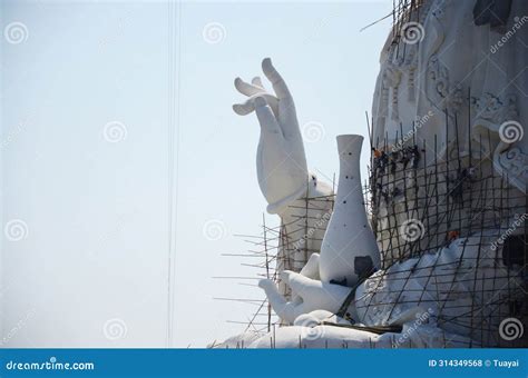 Renovar El Gran Monumento De Quan Yin Y Escultura Tallada Kuan Yin