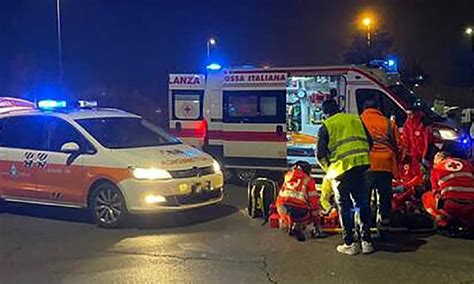 Tir Travolge Un Auto Ferma In Autostrada Morto Un 31enne