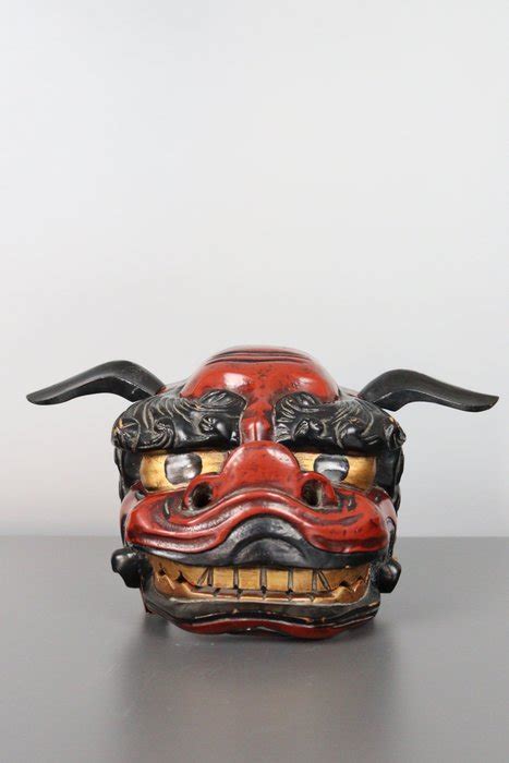 Figurine S Une T Te De Shishi Vintage En Bois Color E En Catawiki