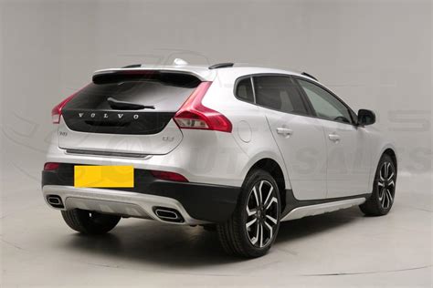 Sold 17129 Volvo V40 Cross Country Pro 1969cc Automatic 2018