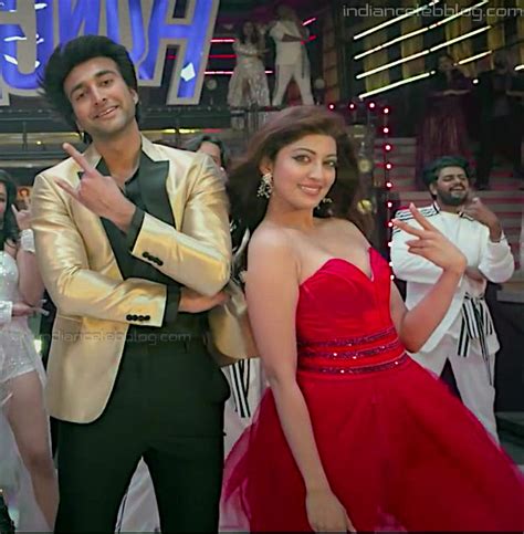 Pranitha Subhash Hungama Hot Hd Caps Starcelebblog