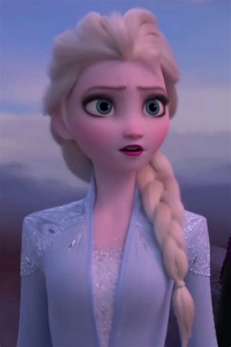 Uzun Ve Derin Bak Lar I Erindeki Elsa Disney Characters Frozen Frozen