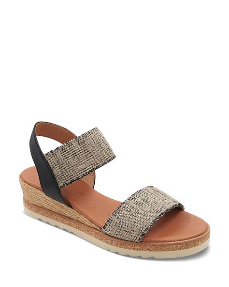 Andre Assous Womens Neveah Mid Heel Espadrille Wedge Sandals