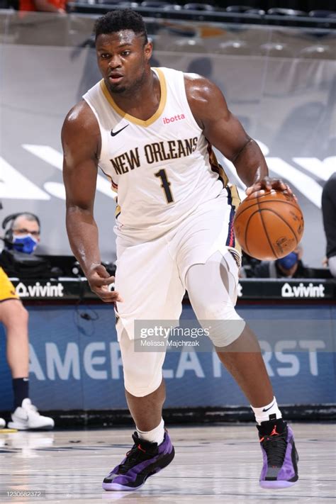 Zion Williamson Of The New Orleans Pelicans Dribbles The Ball During