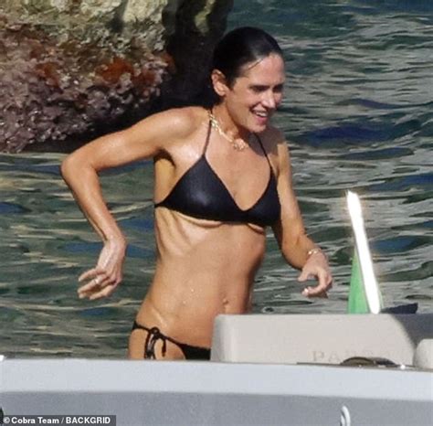 Jennifer Connelly Shows Off Her Sensational Figure In A Tiny Black