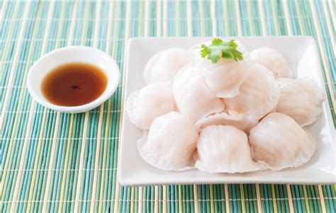 Free Photo | Steamed shrimp dumplings dim sum