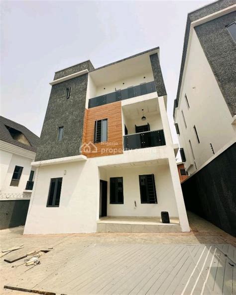 For Sale Massively Built Bedroom Detached Duplex Location Magodo