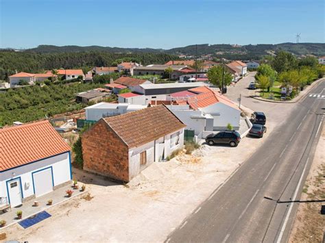 Town House For Sale In Caldas Da Rainha Leiria District