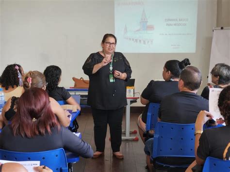 Feirantes E Empreendedores Do Ver O Peso Iniciam Aulas De Espanhol