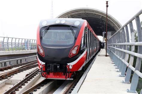 Wahai Warga Jakarta Bekasi Lrt Bentar Lagi Operasi Lho