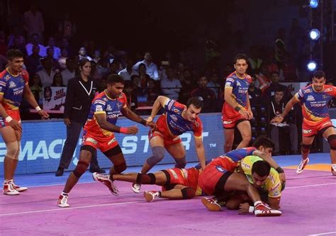 Pro Kabaddi League PKL 6 Dabang Delhi KC Vs UP Yoddha Live Score And