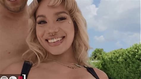 Stand And Carry Videos XVIDEOS