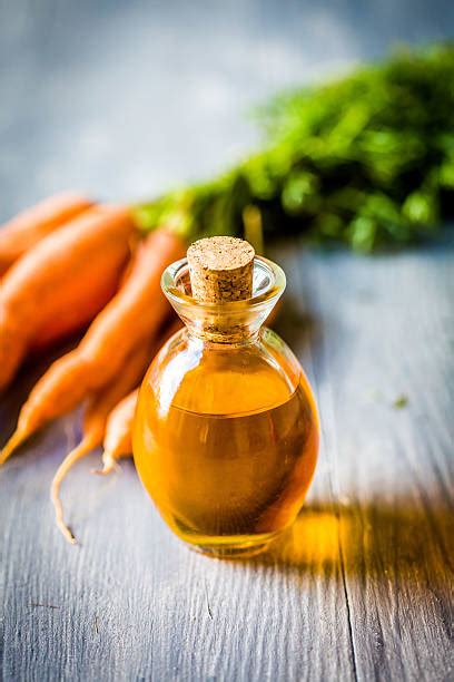 What You Need To Know About Using Carrot Oil For Tanning