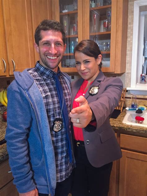 Amy and Jake Halloween Costume : r/brooklynninenine