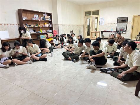 Intip Acara Pertama Osis Smak Santo Paulus Jember