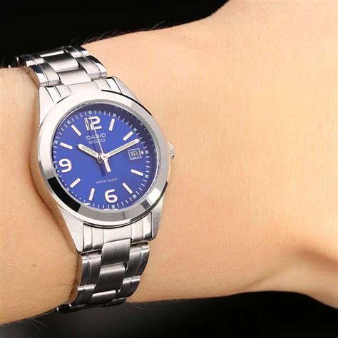 Reloj Casio Ltp A A Pulsera Plateado Azul Unestilo