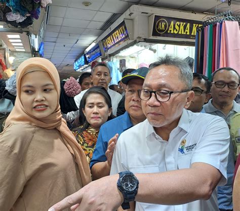 Pedagang Tanah Abang Curhat Ke Mendag Toko Buka Dari Jam 7 Pagi Sepi