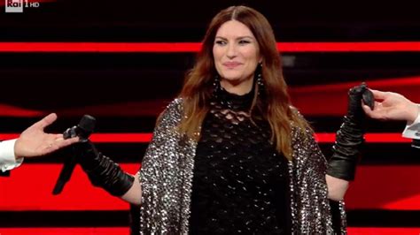 Sanremo 2021 Laura Pausini Torna AllAriston E Si Commuove Grazie