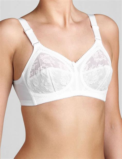 Triumph Doreen Classic Non Wired Bra Belle Lingerie Triumph Doreen