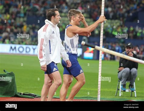 Collet Thibaut And Renaud Lavillenie Of France Men S Pole Vault Final