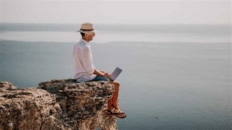 6 Tips for Starting Your Digital Nomad Lifestyle » Savoteur