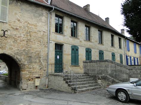 Les châteaux et maisons fortes de Meuse Le Logis seigneurial de Lisle