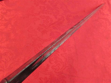 1214 - ENGLISH 19th CENTURY MARTINI HENRY RIFLE BAYONET - Antiquefirearms