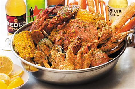 Eatery offers Southern take on seafood | Crab Bucket | Dining Out