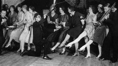 How Flappers of the Roaring Twenties Redefined Womanhood | HISTORY