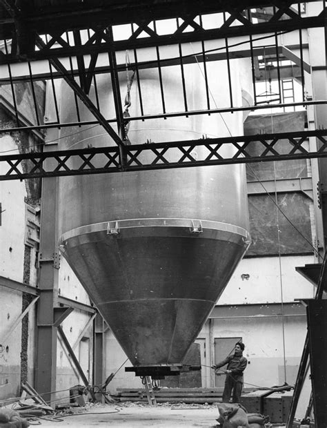 Photographes en Rhône Alpes Usine Rhodiaceta à Péage de Roussillon