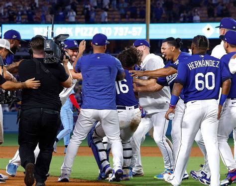 Mlb》道奇超狂逆轉秀！ 奧特曼延長賽再見二壘安氣走藍鳥 自由體育