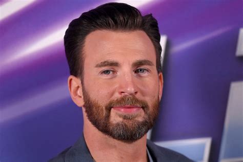 Chris Evans Comments Calling Lightyear Same Sex Kiss Critics Idiots Isnt The First Time He