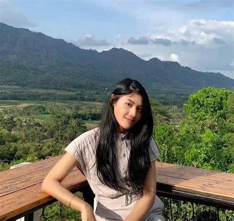 Profil Dan Biodata Erina Gudono Calon Istri Kaesang Pangarep Yang