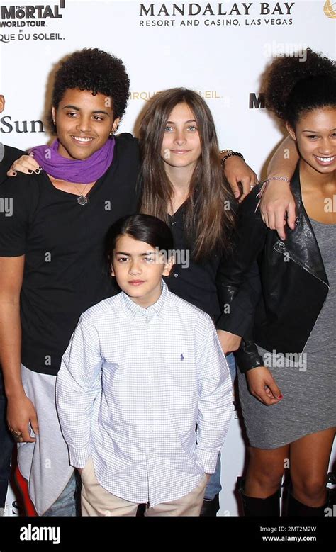 Michael Jackson's children, Paris Jackson and Blanket Jackson at the ...