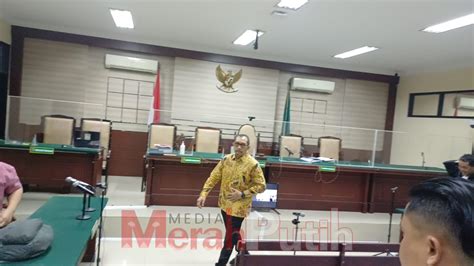 Terbukti Korupsi Dana Hibah Eks Wakil Ketua Dprd Jatim Sahat Tua