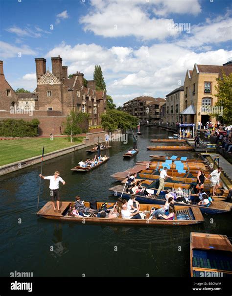 Punt boat hi-res stock photography and images - Alamy