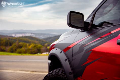 Dodge RAM - Matt dark grey + Red Chrome | WrapStyle