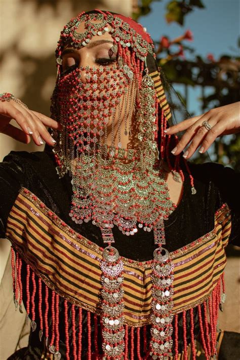 Yemeni Bride Yemen By Ahlam A Ghanim Folkfashion Tumblr In 2023